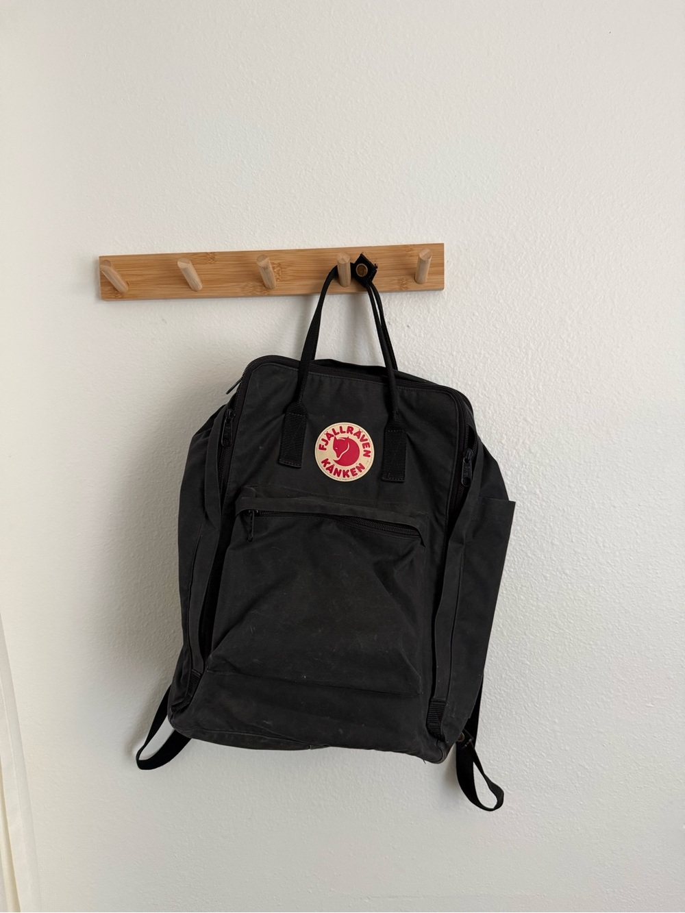 Fjallraven Kånken 17” Backpack in Black with Red Logo